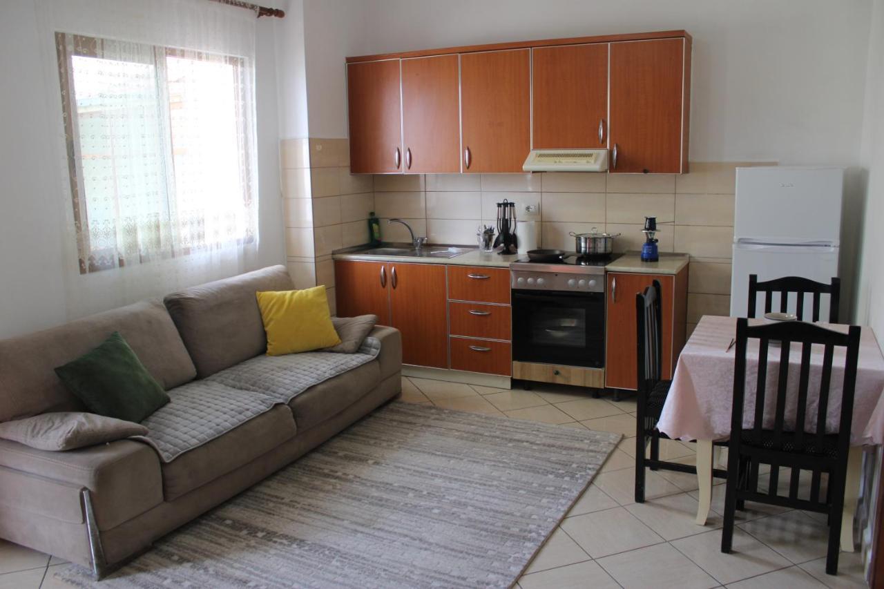 Bledi'S Cozy Apartment 2 In New Blvd Tirana Buitenkant foto