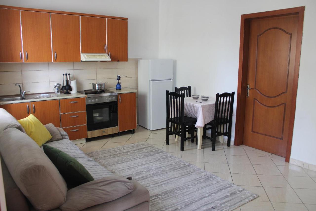 Bledi'S Cozy Apartment 2 In New Blvd Tirana Buitenkant foto