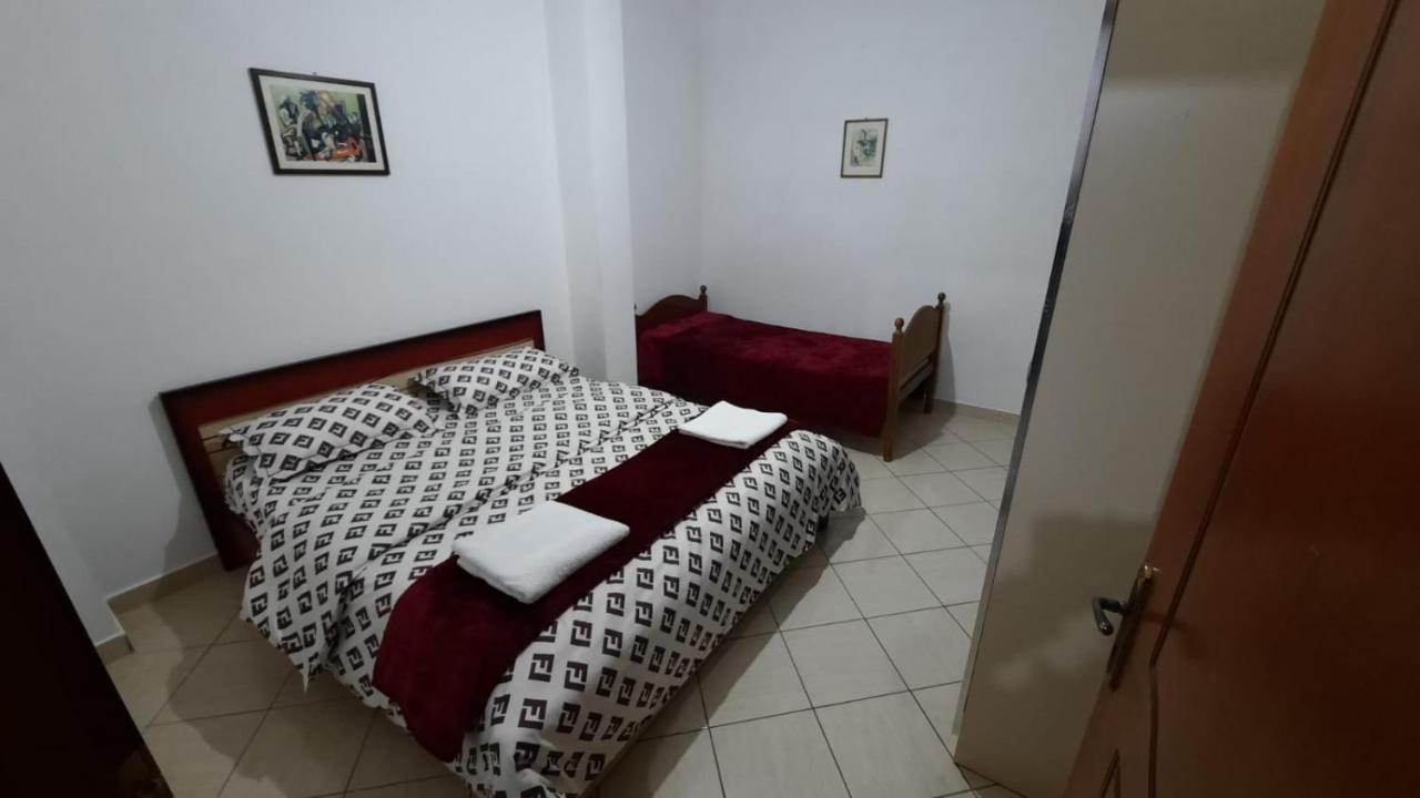 Bledi'S Cozy Apartment 2 In New Blvd Tirana Buitenkant foto